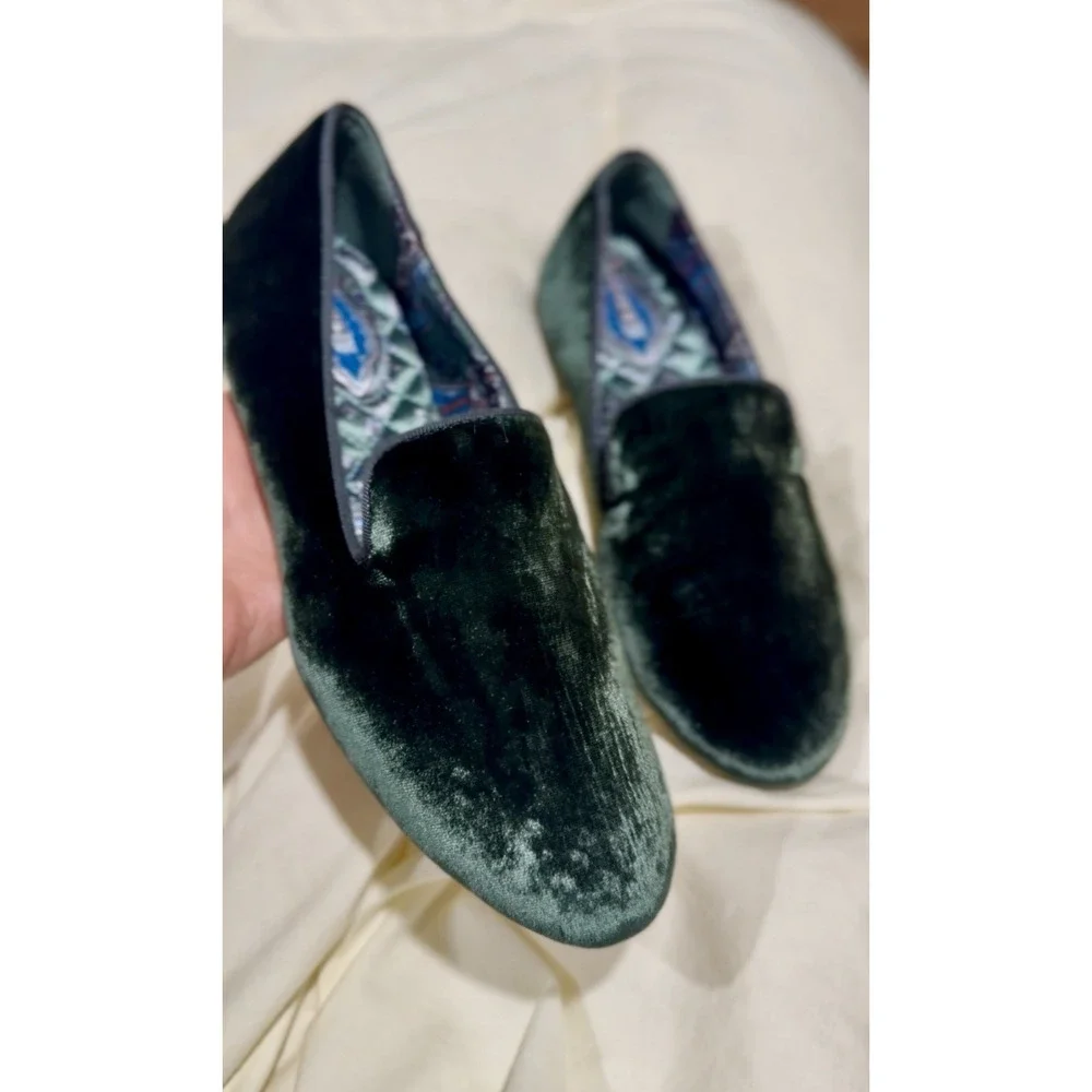 Birdies starling Green velvet  flats slip on loafer Size 7.5